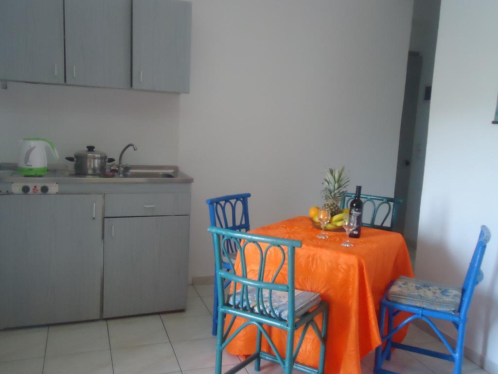 Amoudara Lasithiou Saloustros Apartments חדר תמונה